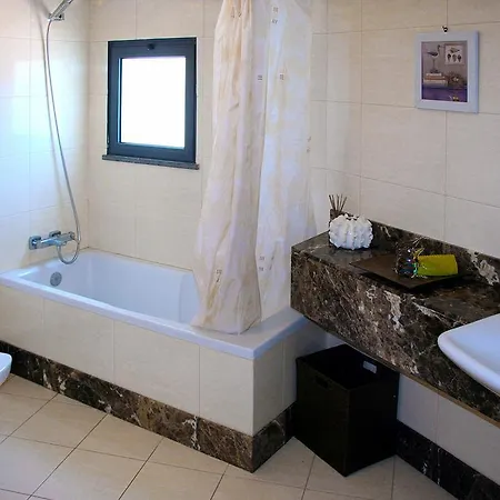 V.I.P. Baia Apartment Machico  Exterior photo